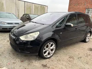 Ford S-Max sælges i dele