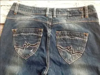 PULZ jeans