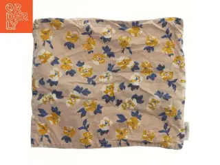 Blomstret pudebetræk fra Liewood (str. 37,5x44 cm)