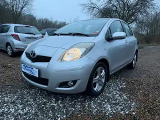 Toyota Yaris 1,4 D-4D T2