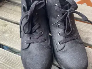 Ankelstøvle fra sketchers