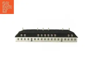 Model af bygning fra Trip Trap (str. 27x7x6 cm)