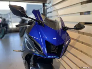 Yamaha YZF R7