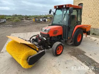 Kompakttraktor Kubota STV36