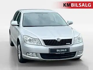 Skoda Octavia 1,6 TDi 105 Ambiente Combi