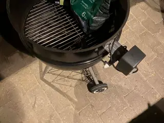 Weber kuglegrill 57 cm. inkl. Rotisserie med motor