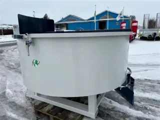 Agrofyn 1200 liter med hydraulisk træk