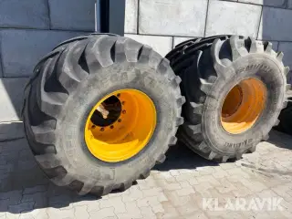 Dæk Michelin & Alliance med fælge til gummiged 4 styk