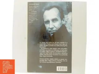 Svalen, katten, rosen, døden af Håkan Nesser (Bog)
