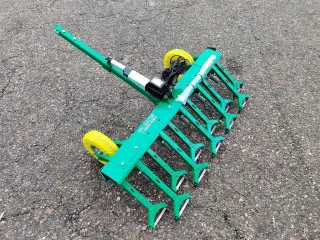 - - - U-Cutter bugseret skuffejern