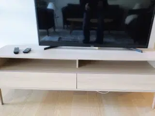 TV bord i massiv træ 