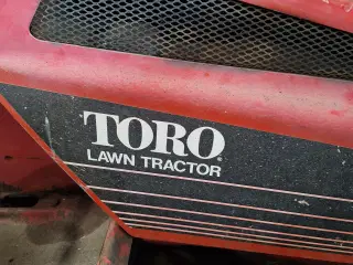 Plænetraktor Toro 11-32