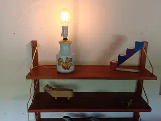 Håndmalet porcelæn bordlampe 