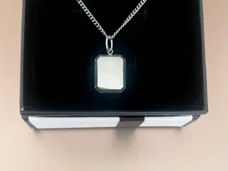 Halskæde med vedhæng