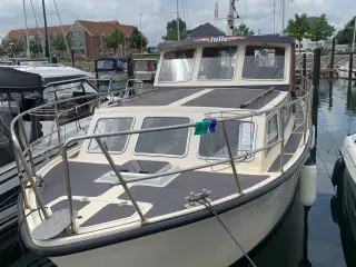 Motorbåd 