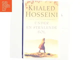 Under en strålende sol af Khaled Hosseini (Bog)
