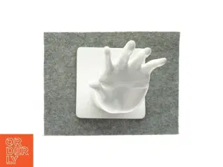 Dekorativ hånd til decoration eller smykker (str. 12 x 12 x 25cm)