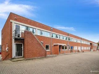 Attraktive kontorlokaler i eftertragtet erhvervsområde ved Odense