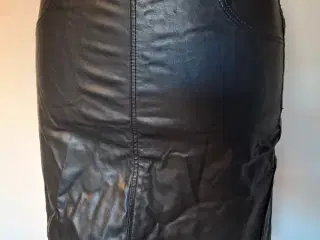 Pieces str. S/M nederdel