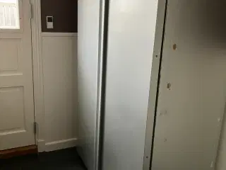 Gram køleskab og fryseskab