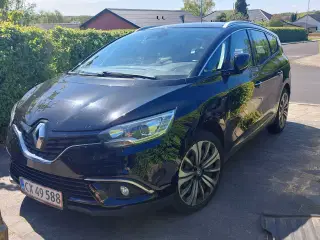 7 sæder fam bil