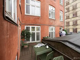 Nyrenoveret lejemål med mulighed for parkering