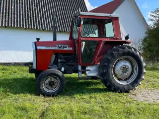 Massey Ferguson 590