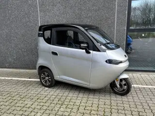 Freedom Luksus 25 km/t grå (OLIEFYR)