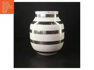 Stribet vase fra K&#228;hler fra K&#228;hler (str. 21 cm)