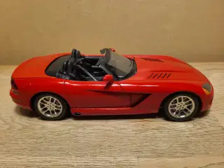 Modelbil, Dodge Viper SRT-10.  Skala 1/18. 