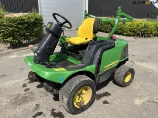 John Deere 1435