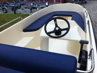 Styrepult i glasfiber