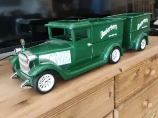 Underberg bil med hænger  