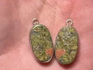 2 stk Unakit øreringe/vedhæng