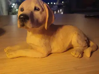 Lys Labrador Hundefigur
