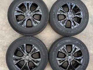 Toyota Yaris Cross - sorte vinteralu SOM NY