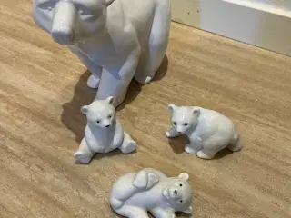 Isbjørn og 3 unger i porcelæn