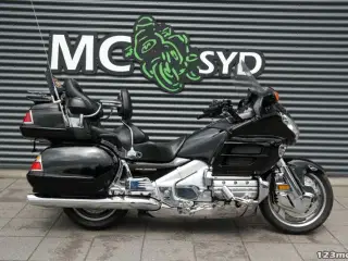 Honda GL 1800 Gold Wing MC-SYD       BYTTER GERNE