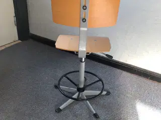 Kontorstol / Skolestol / Børnestol / Værksted.