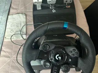 Logitech G923 rat og pedaler
