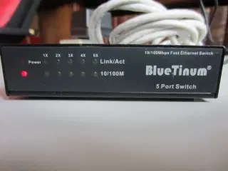 Blue Tinum 5 Port Switch