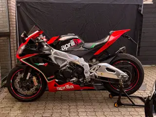 Aprilia RSV4