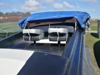 Speedbåd 