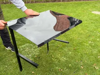 Garage til robotplæneklipper 