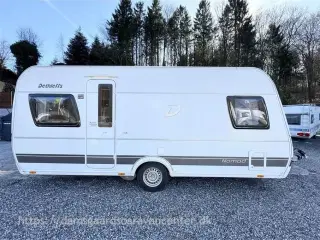 2017 - Dethleffs Nomad 470 FR Franskseng-Gulvtemperering-Aircondition-Mover-Telt