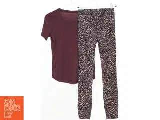 Sæt med t-shirt og leggings fra ZigZag (str. 152)