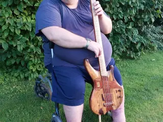 Musikinstrumenter og lydudstyr søges