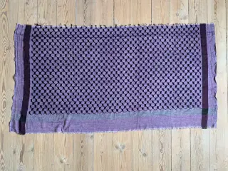 2 palæstinenser-tørklæder, købt i Mellemøsten