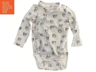 Langærmet bodystocking med bamsemotiv fra H&M (str. 62)