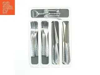 Bestiksæt i holder (str. 33x24 cm)